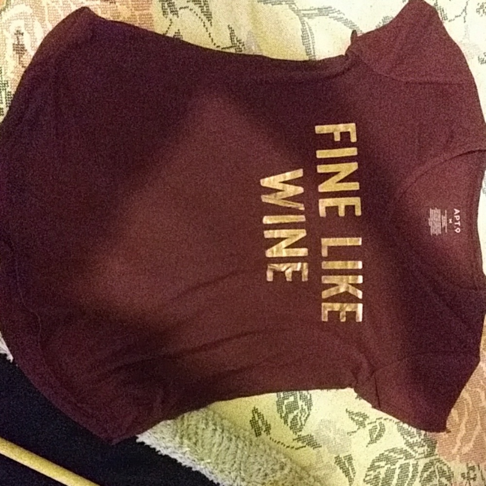 APT. 9 / V neck T-Shirt " FINE LIKE WINE"  SZ: MED
